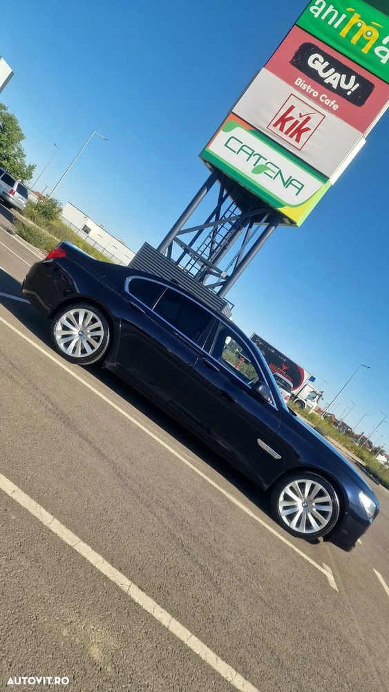 BMW Seria 7 740d Aut. - 9
