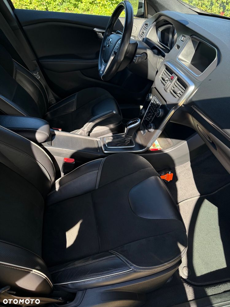 Volvo V40 D2 Drive-E Dynamic Edition - 19