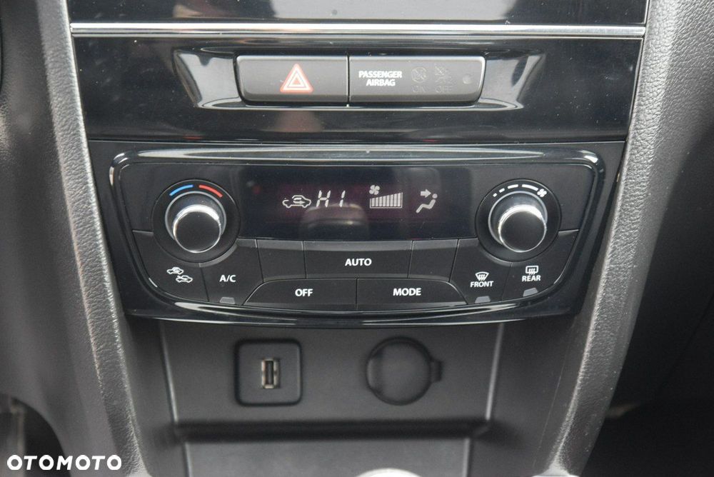 Suzuki Vitara 1.6 DDiS (4x4) Allgrip Comfort - 33