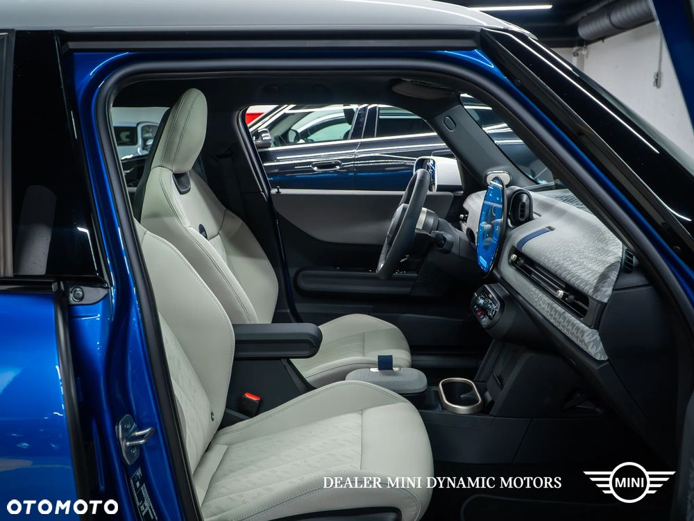 MINI Cooper S Favoured Trim - 20