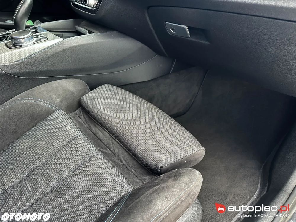 BMW Seria 5 520d M Sport sport - 27