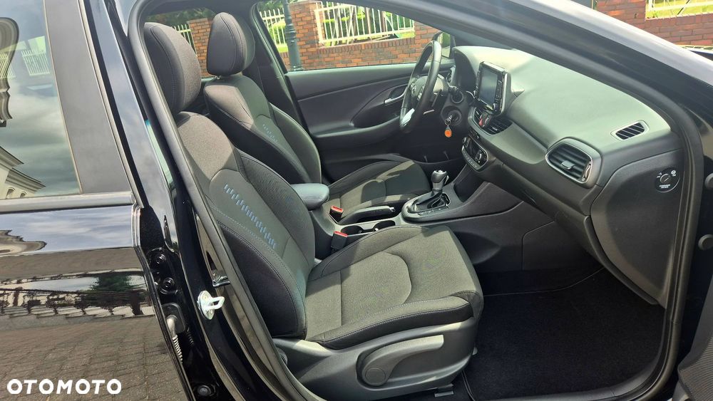 Hyundai i30 1.4 T-GDI DCT Premium - 12