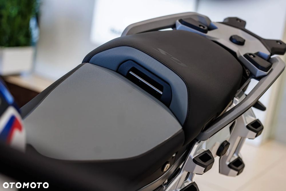 BMW R - 10