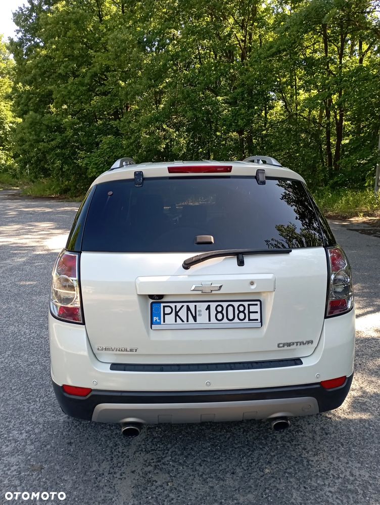 Chevrolet Captiva 2.2 D LTZ - 3