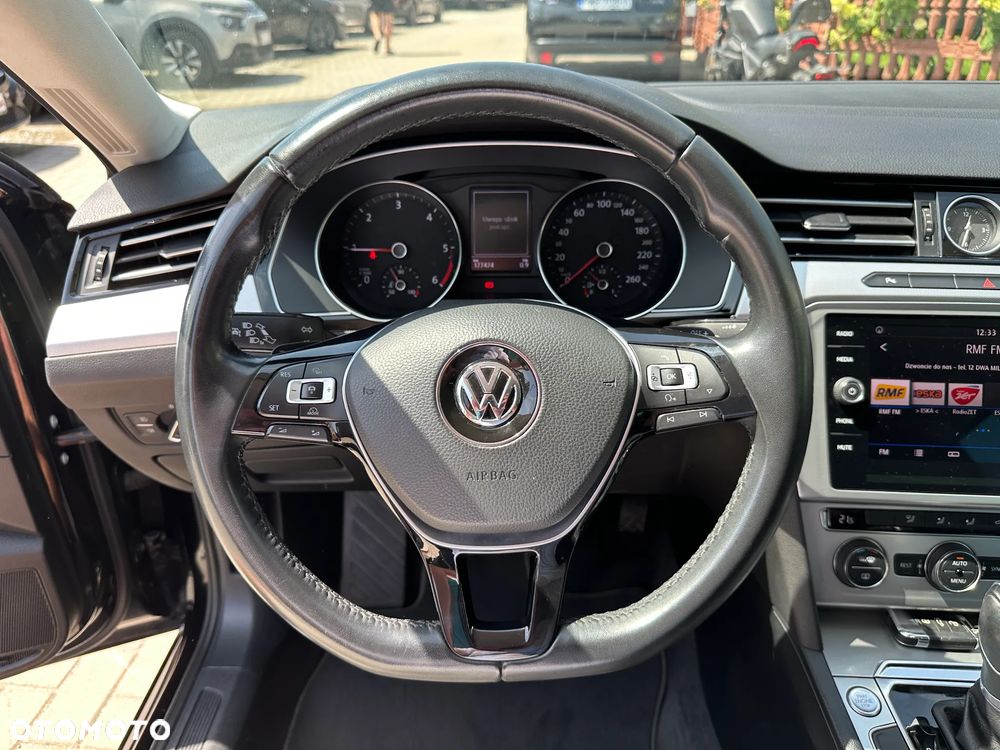 Volkswagen Passat Variant - 8