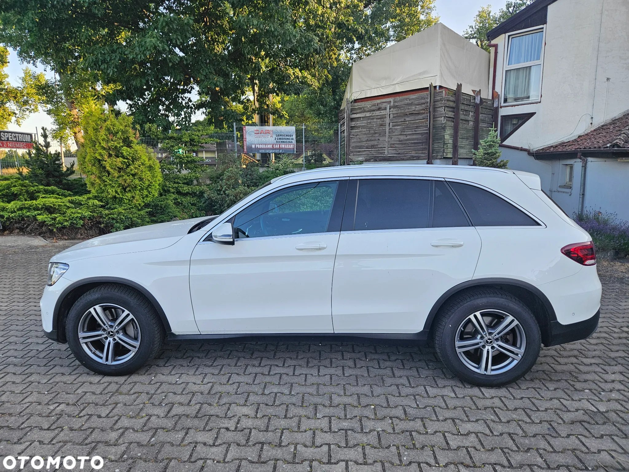 Mercedes-Benz GLC 220 d 4Matic 9G-TRONIC - 9