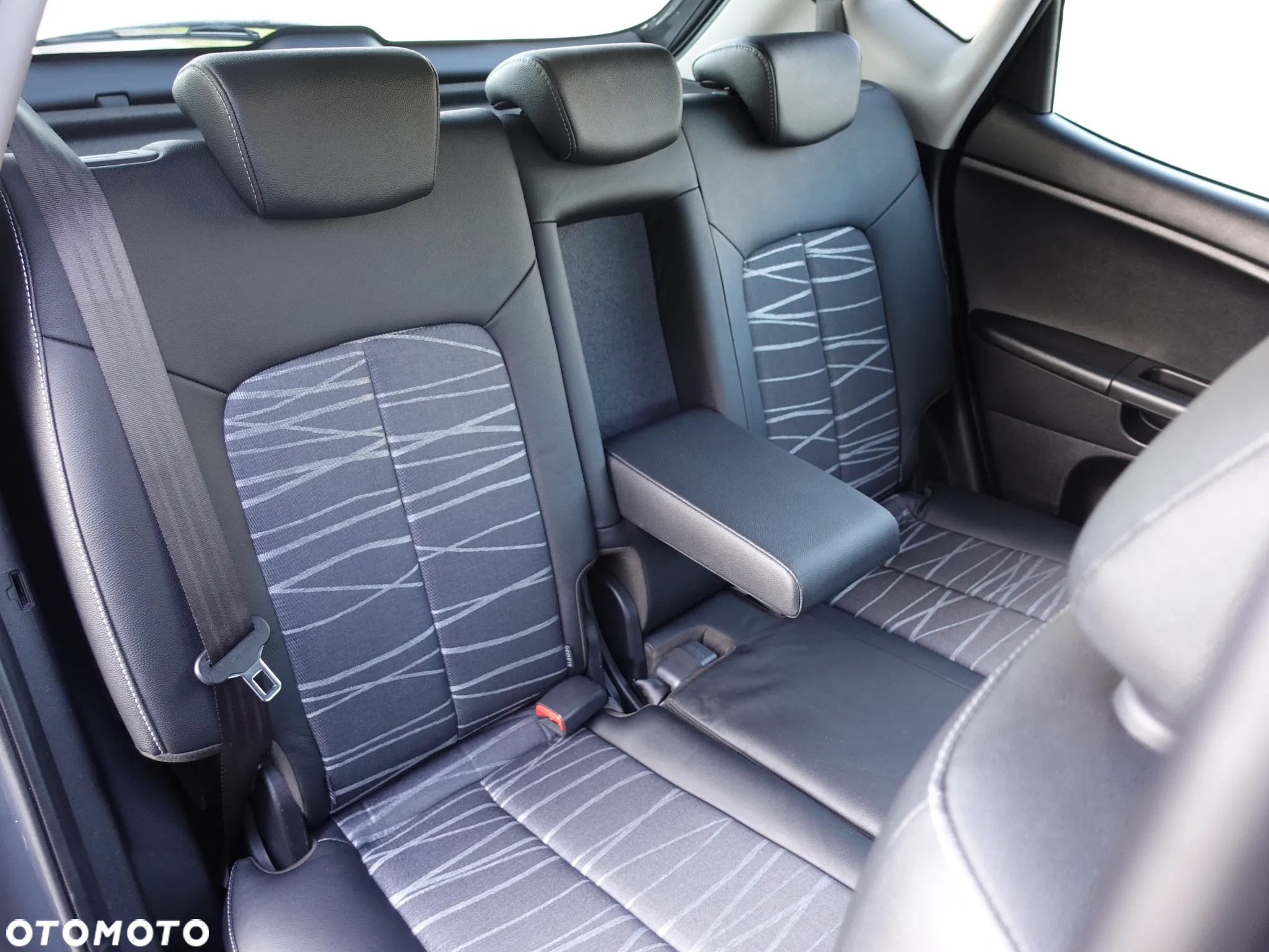 Kia Venga 1.6 CVVT Dream Team Edition - 4