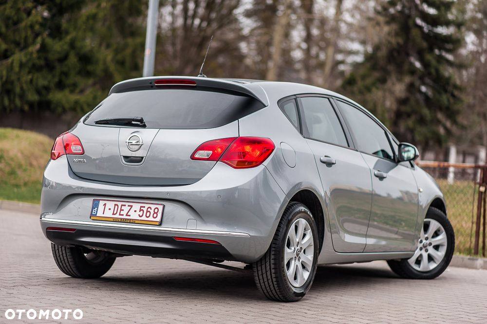 Opel Astra - 3