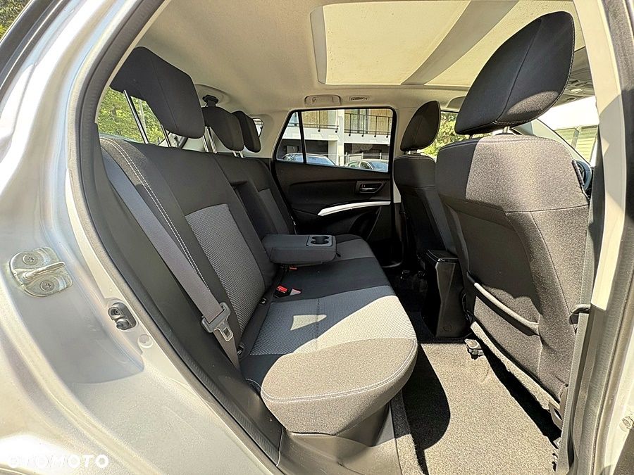 Suzuki SX4 S-Cross 1.6 DDiS Premium - 19