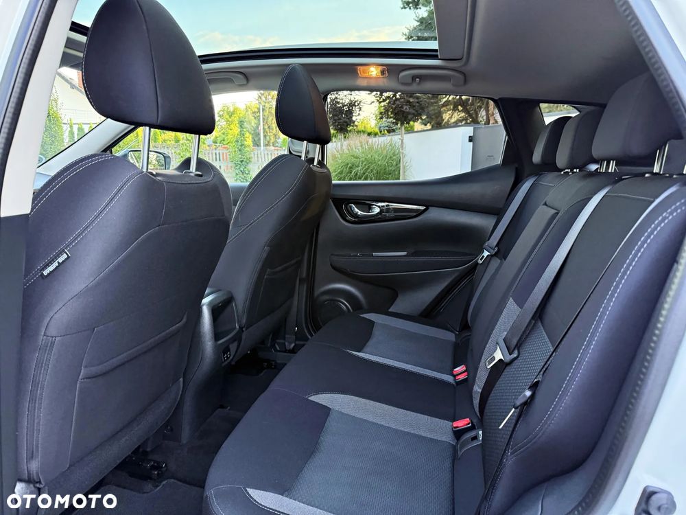 Nissan Qashqai 1.3 DIG-T Tekna DCT - 28