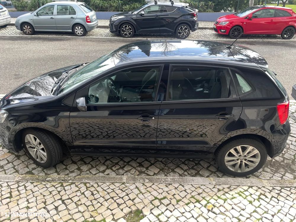 VW Polo 1.0 Confortline - 2