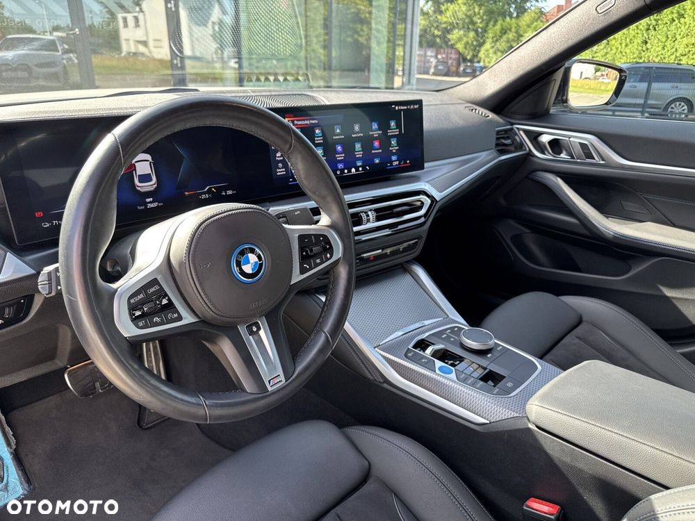 BMW i4 70.3kWh eDrive 35 M Sport - 11
