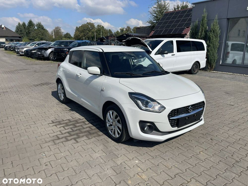 Suzuki Swift 1.2 Dualjet Hybrid Comfort - 2