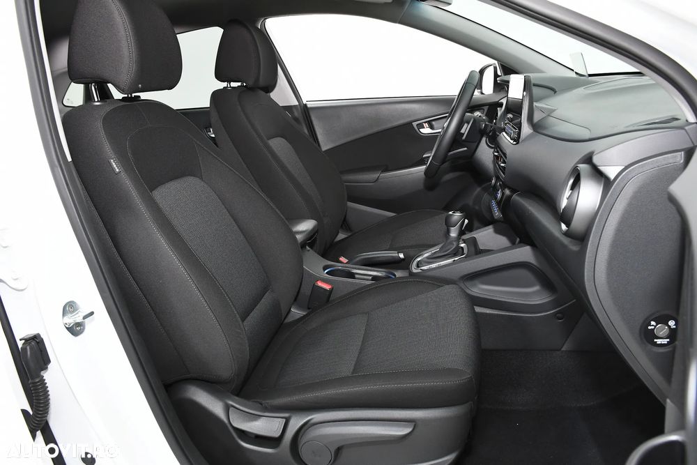 Hyundai KONA 1.6 CRDi 48V-Hybrid DCT Trend - 6