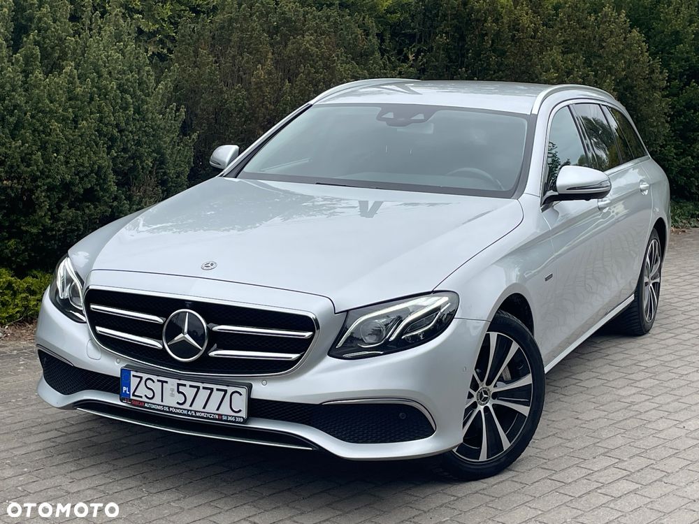 Mercedes-Benz Klasa E 350e 9G-TRONIC Exclusive - 37