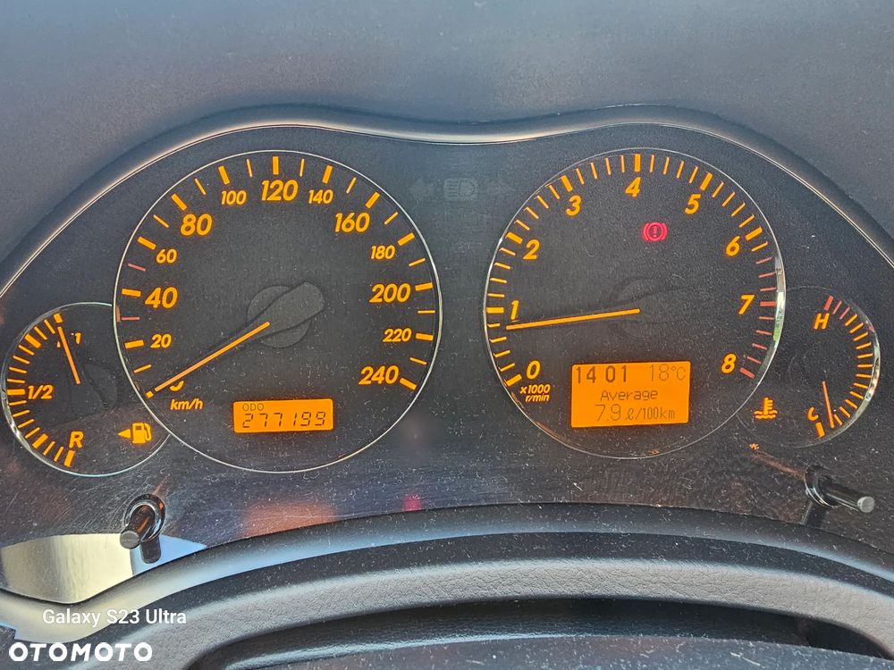 Toyota Avensis 2.0 VVT-i Sol Plus - 30