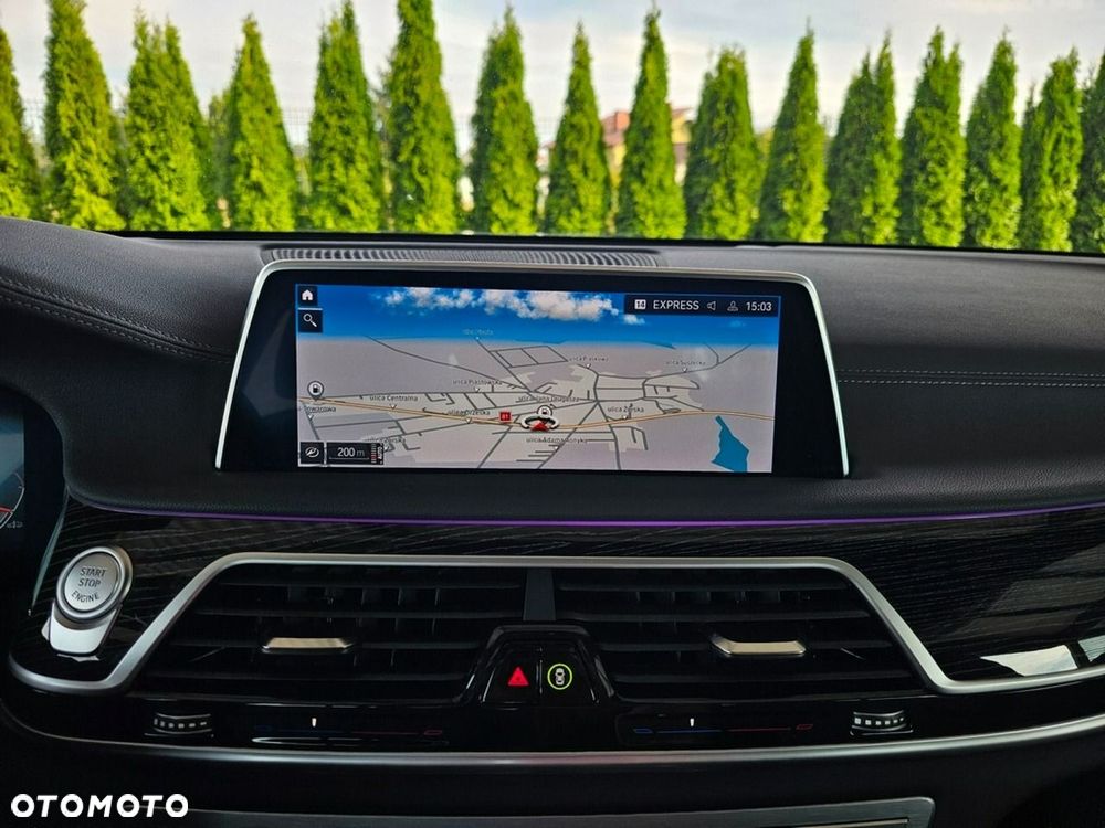 BMW Seria 7 - 25
