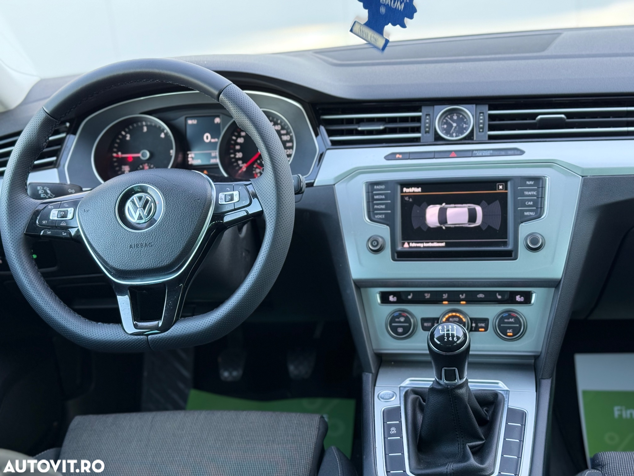Volkswagen Passat 2.0 TDI (BlueMotion Technology) Trendline - 5