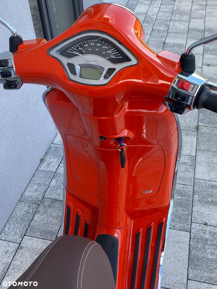 Vespa Primavera - 8