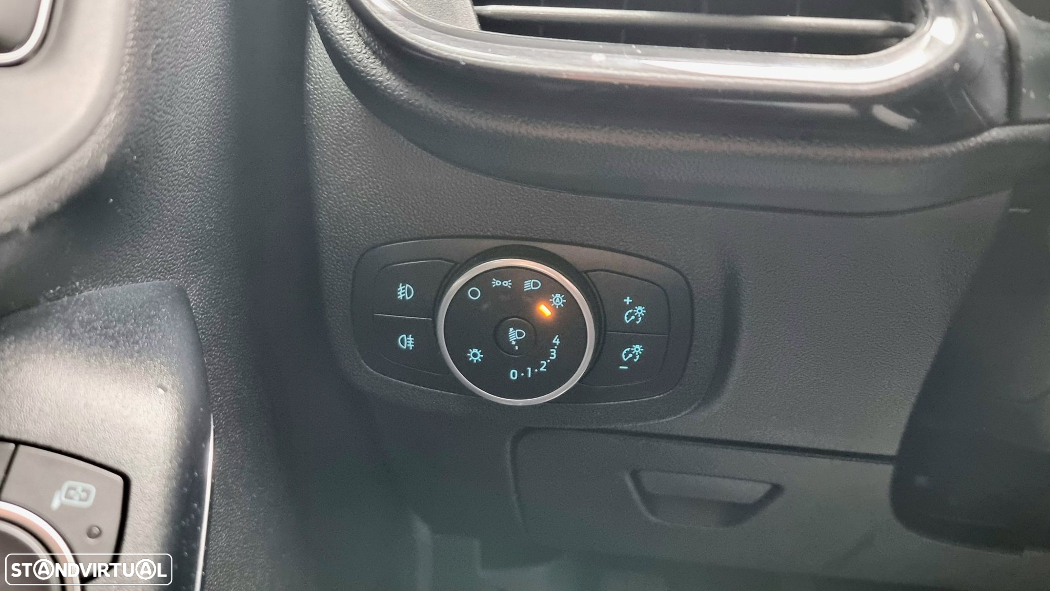 Ford Fiesta 1.0 EcoBoost ST-Line - 23