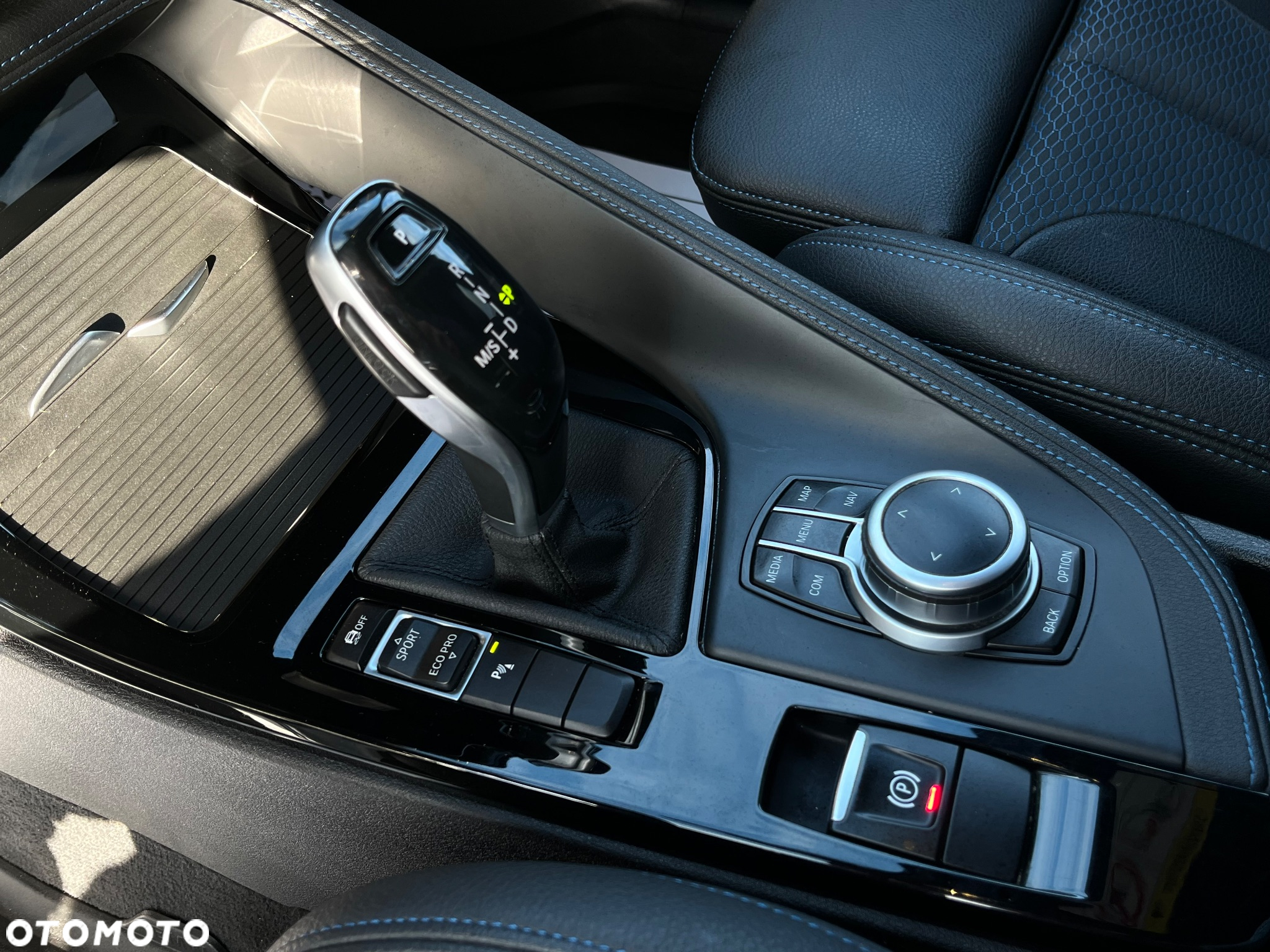 BMW X1 sDrive18d M Sport - 18