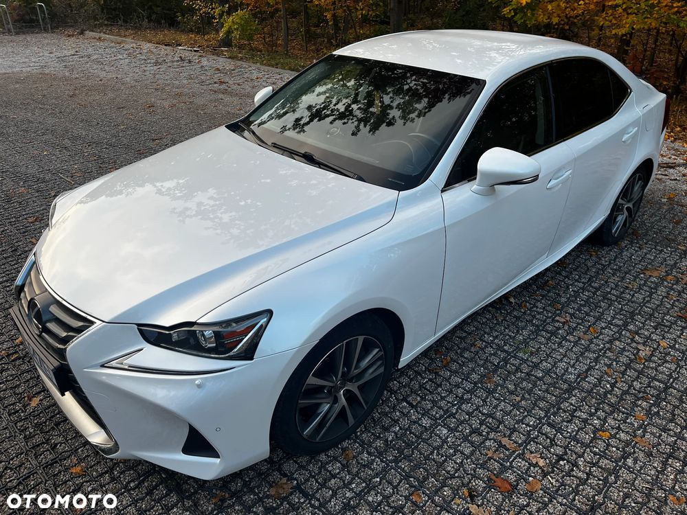 Lexus IS - 2
