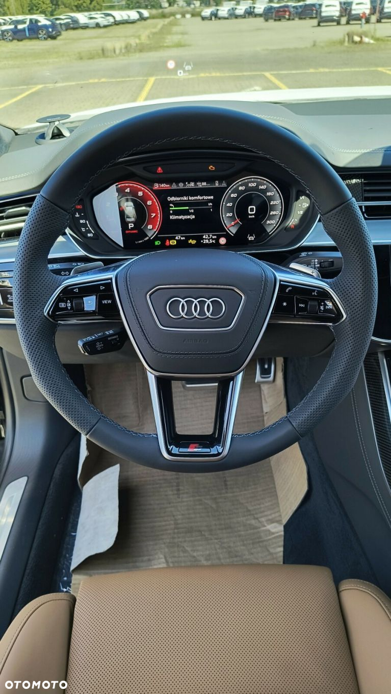 Audi S8 - 26
