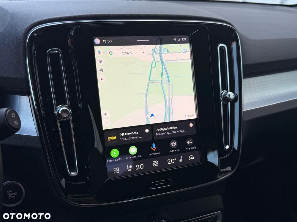 Volvo XC 40 B3 Plus Dark - 17