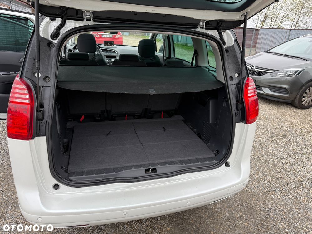 Peugeot 5008 1.6 BlueHDi Style 7os - 32