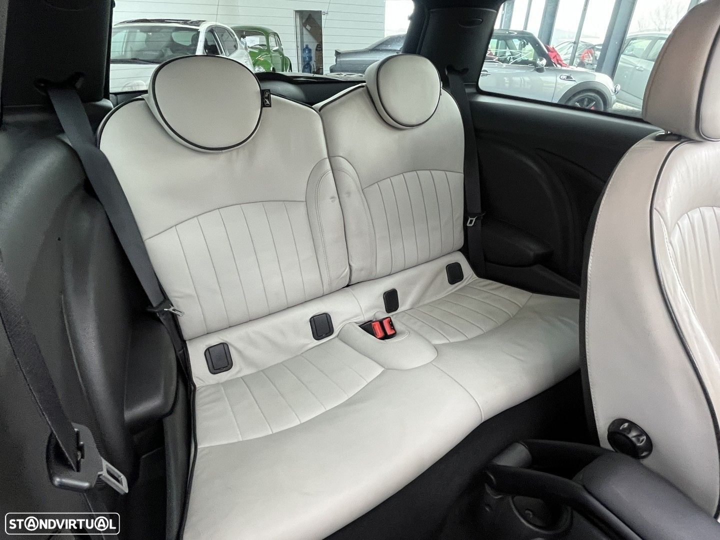 MINI 3 Portas John Cooper Works - 18