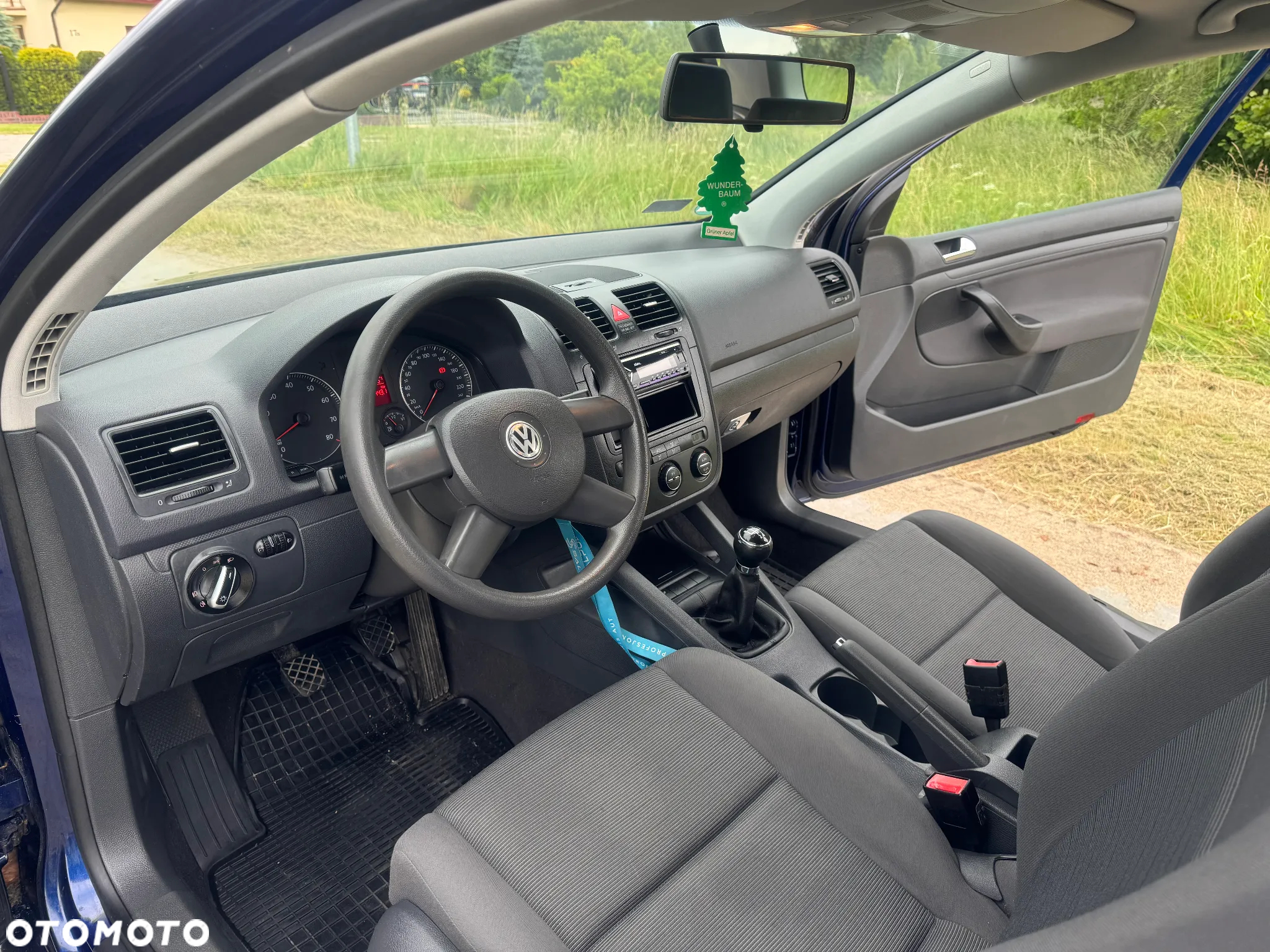 Volkswagen Golf V 1.6 Comfortline - 11