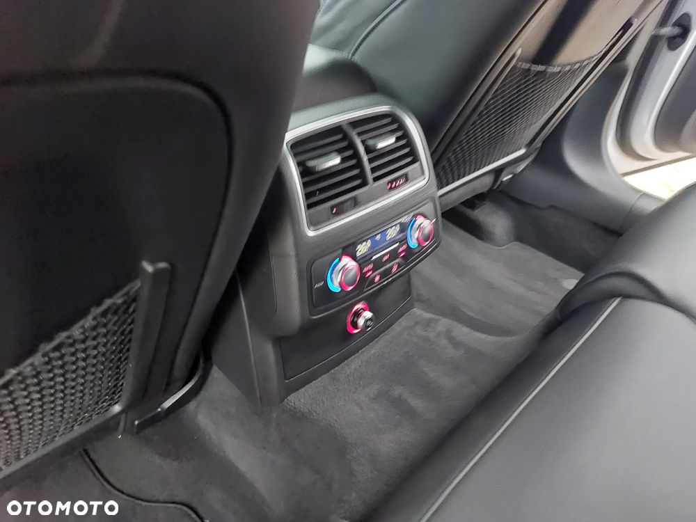 Audi A6 Avant 3.0 TDI DPF quattro S tronic - 21