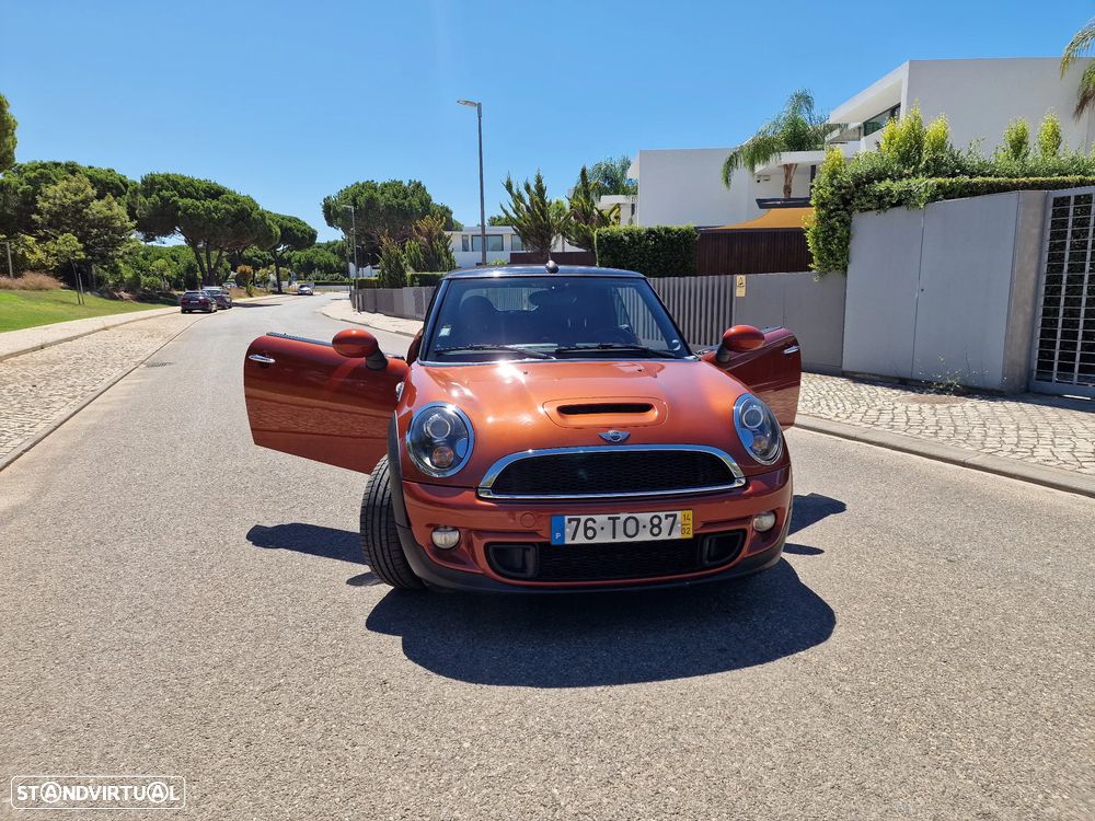 MINI Cabrio Cooper SD - 12