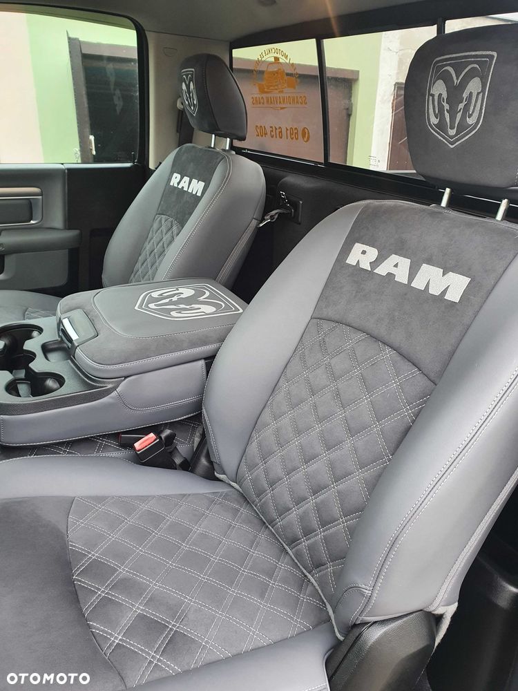 Dodge RAM - 6