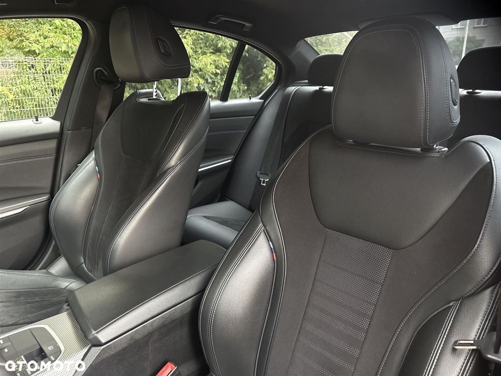 BMW Seria 3 318i - 20