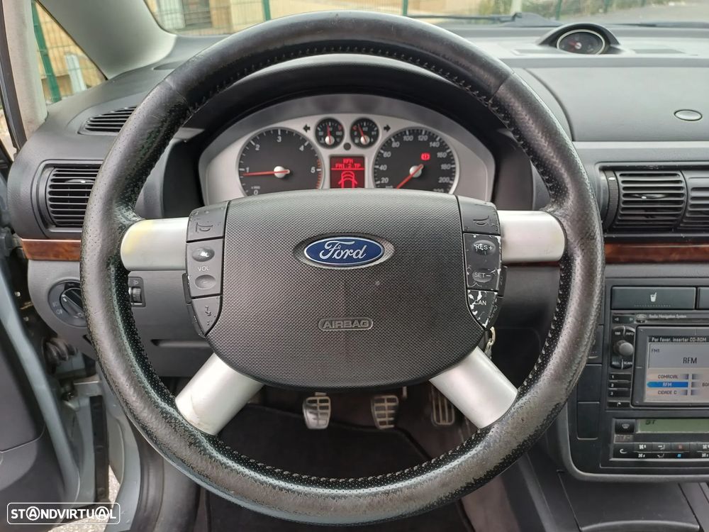 Ford Galaxy TDI Ghia - 23