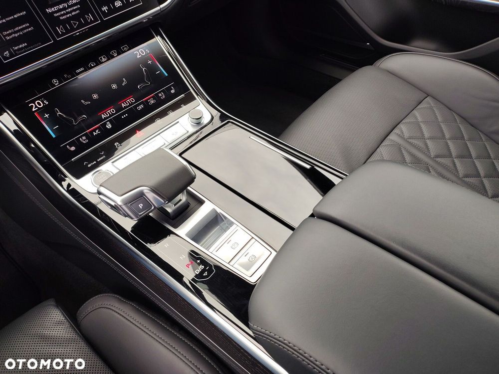 Audi A8 - 9