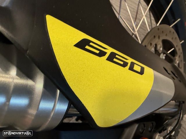 Aprilia Tuareg - 12