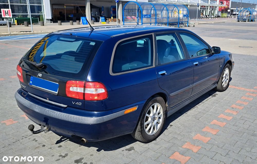 Volvo V40 1.8 - 7