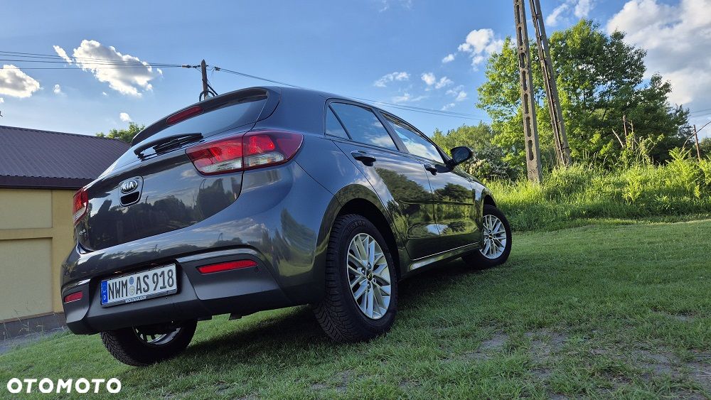Kia Rio 1.2 Dream Team Edition - 14