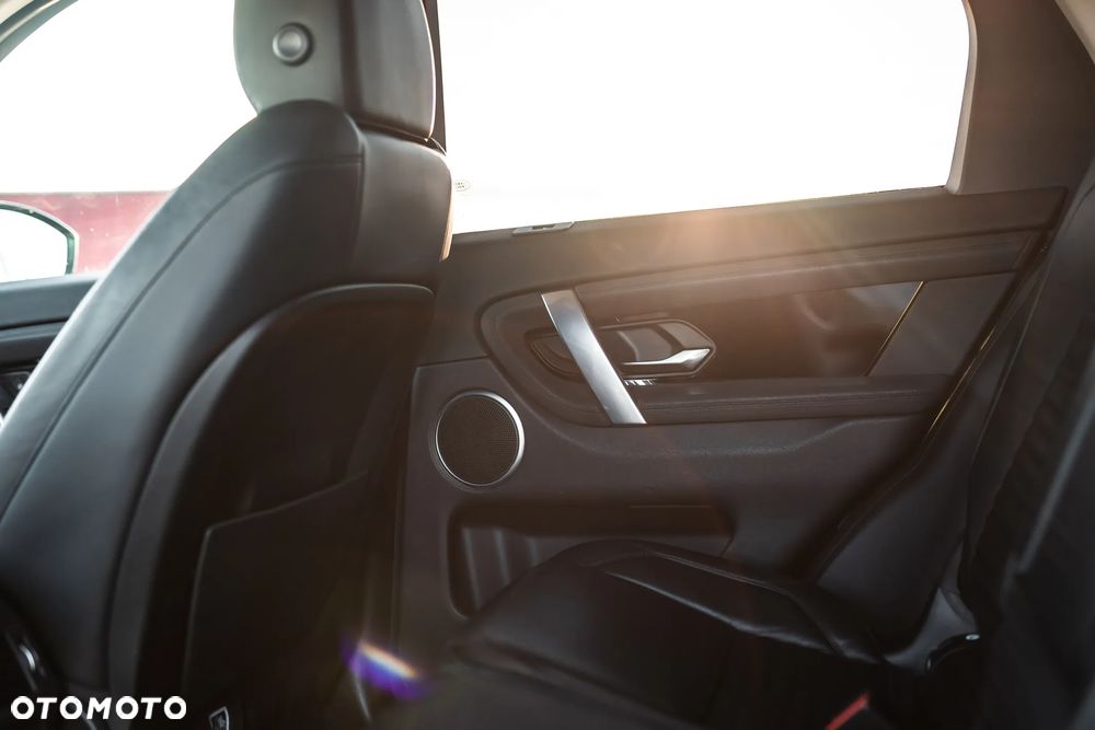 Land Rover Discovery Sport - 21