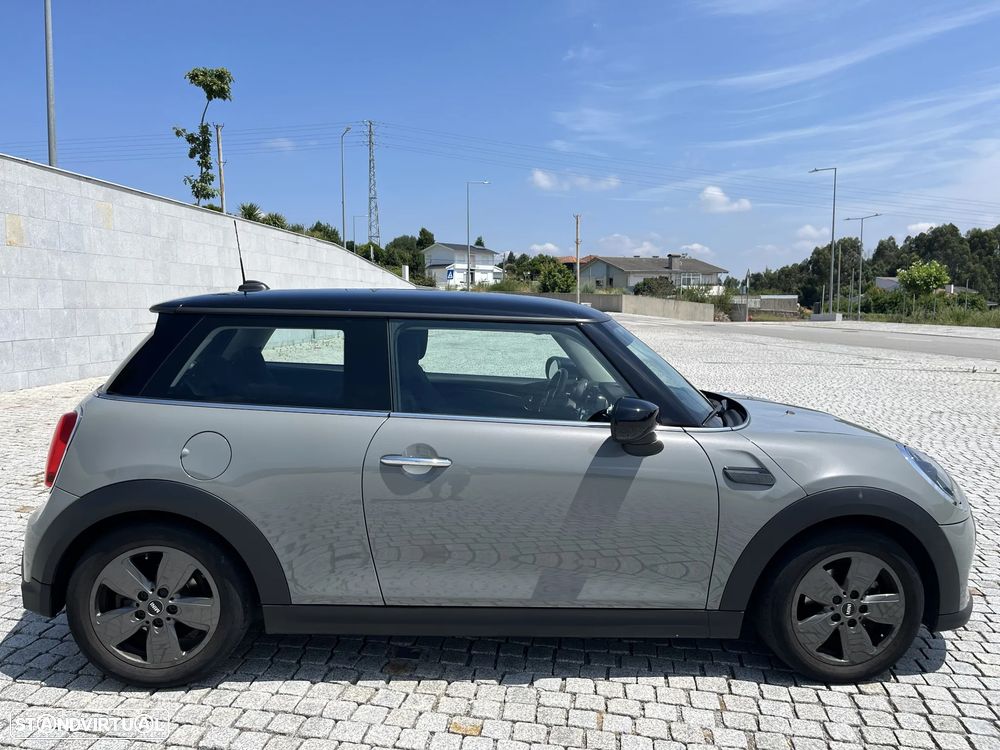 MINI 3 Portas Cooper Premium Essential Auto - 6