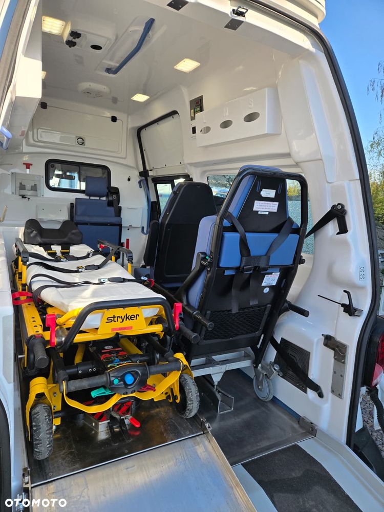 Volkswagen TRANSPORTER T6.1 Ambulans Karetka - 14