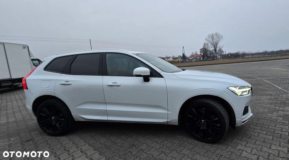 Volvo XC 60 D4 Momentum - 9