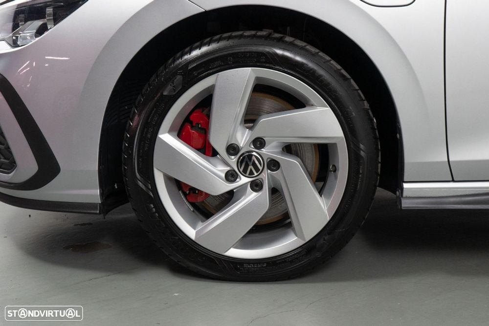 VW Golf 1.4 TSI e-Hybrid DSG - 24