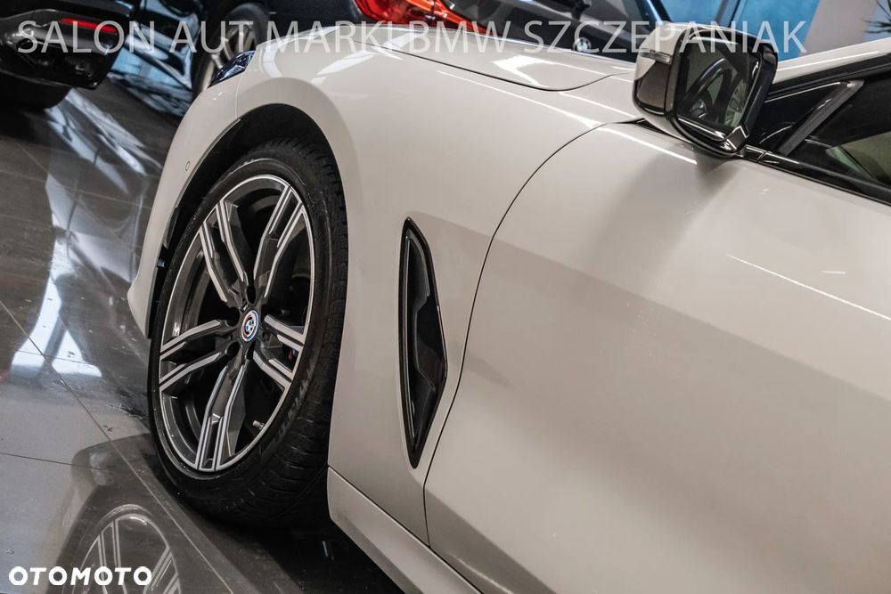 BMW Seria 8 840i xDrive - 7