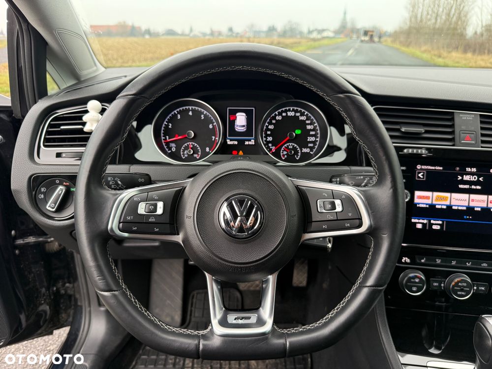 Volkswagen Golf - 16