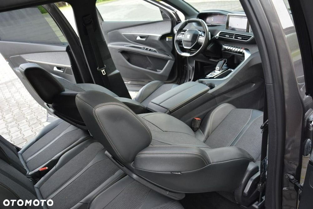 Peugeot 5008 BlueHDi 180 EAT8 GT - 16