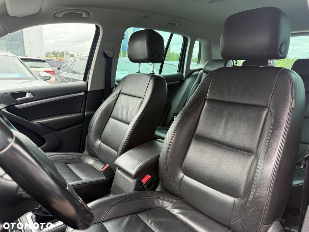 Volkswagen Tiguan - 13