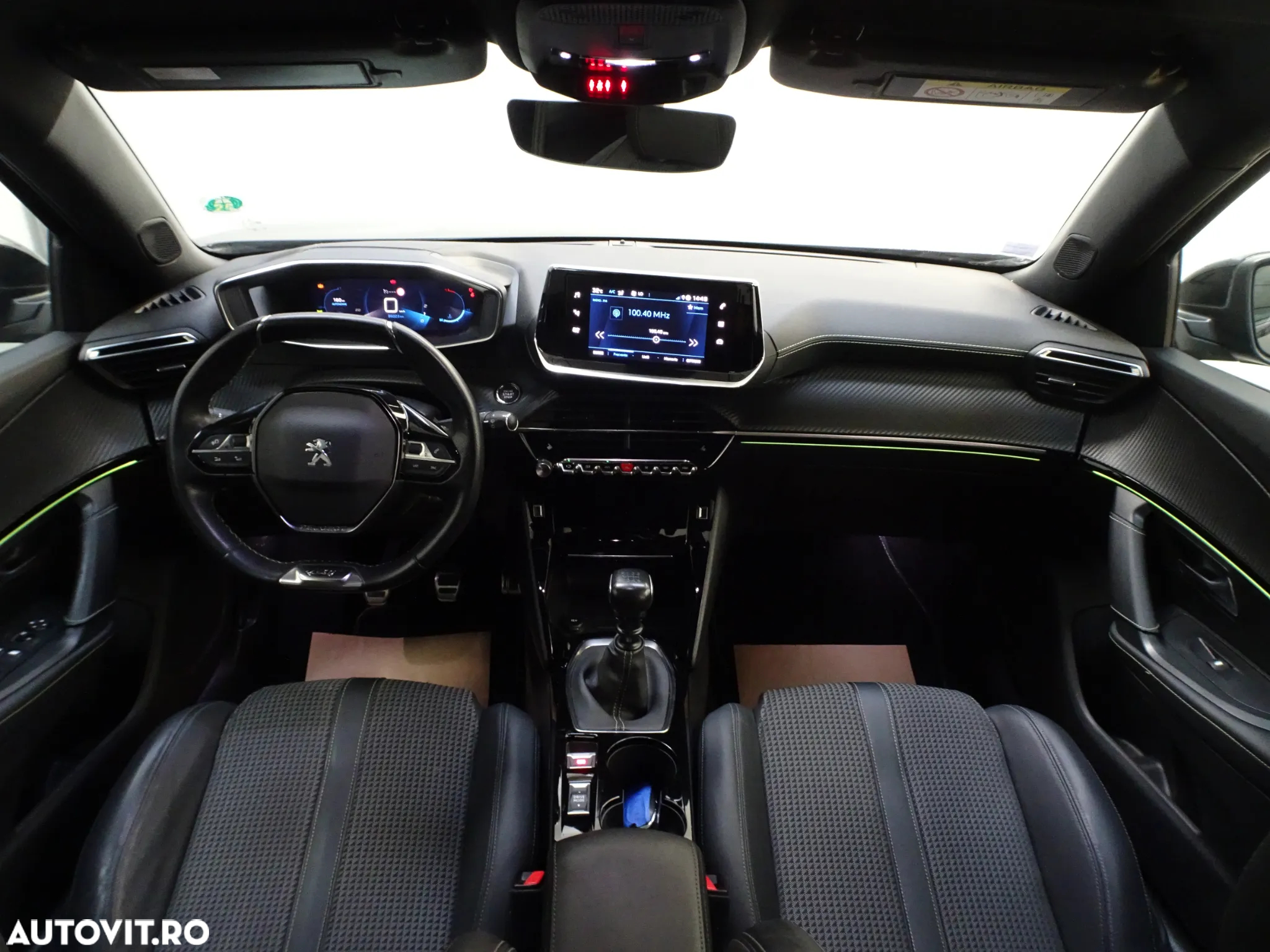 Peugeot 2008 1.2 PureTech Turbo S&S GT-Line - 2